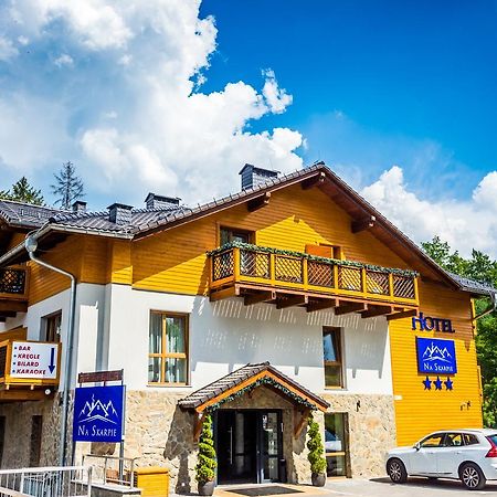 Hotel Na Skarpie シクラルスカ・ポレンバ エクステリア 写真