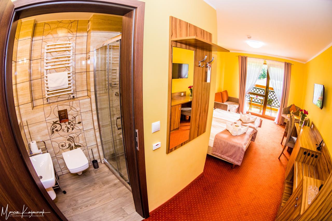 Hotel Na Skarpie シクラルスカ・ポレンバ エクステリア 写真