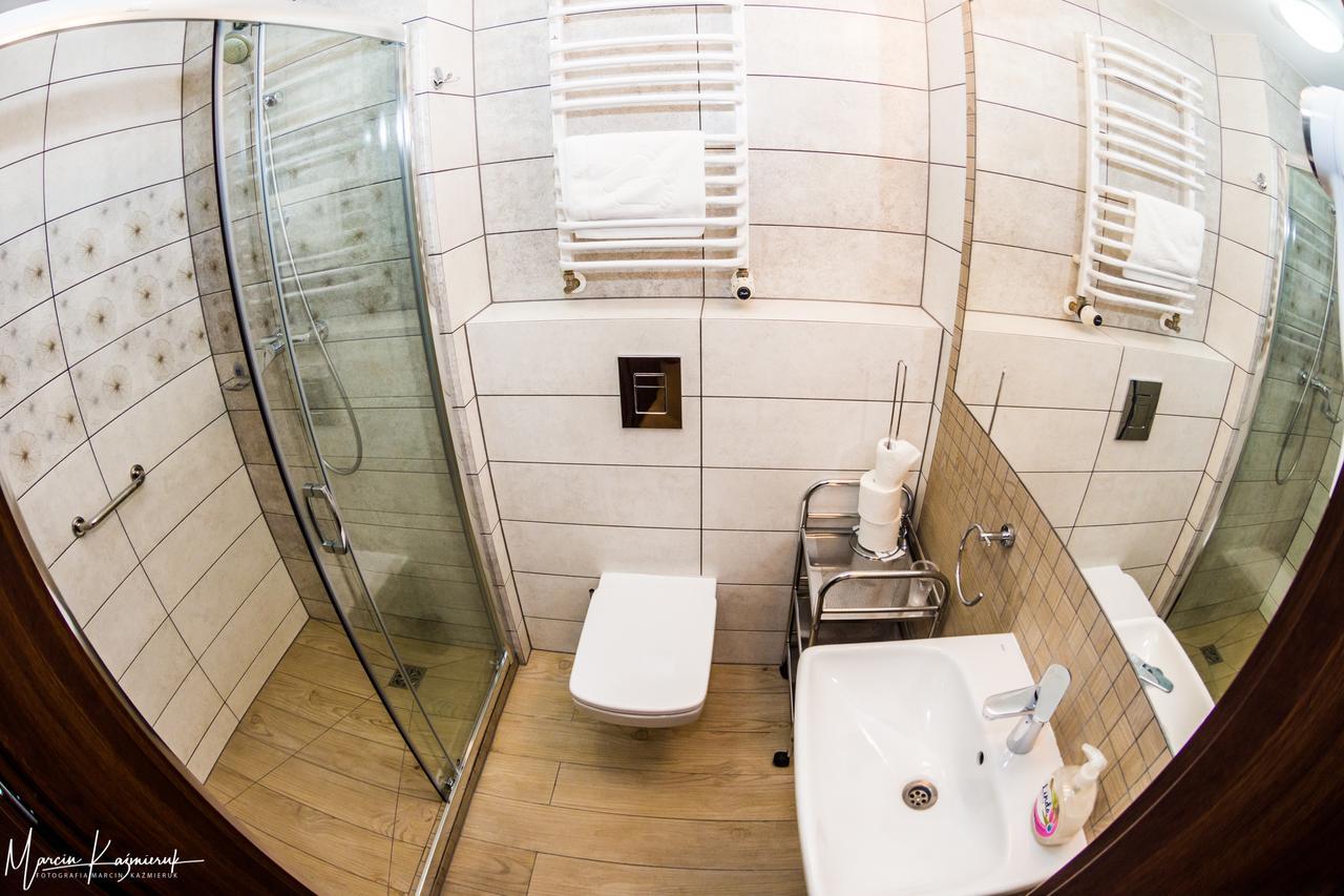 Hotel Na Skarpie シクラルスカ・ポレンバ エクステリア 写真