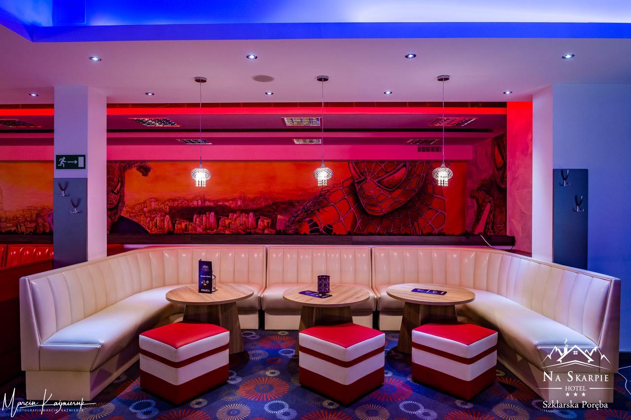 Hotel Na Skarpie シクラルスカ・ポレンバ エクステリア 写真