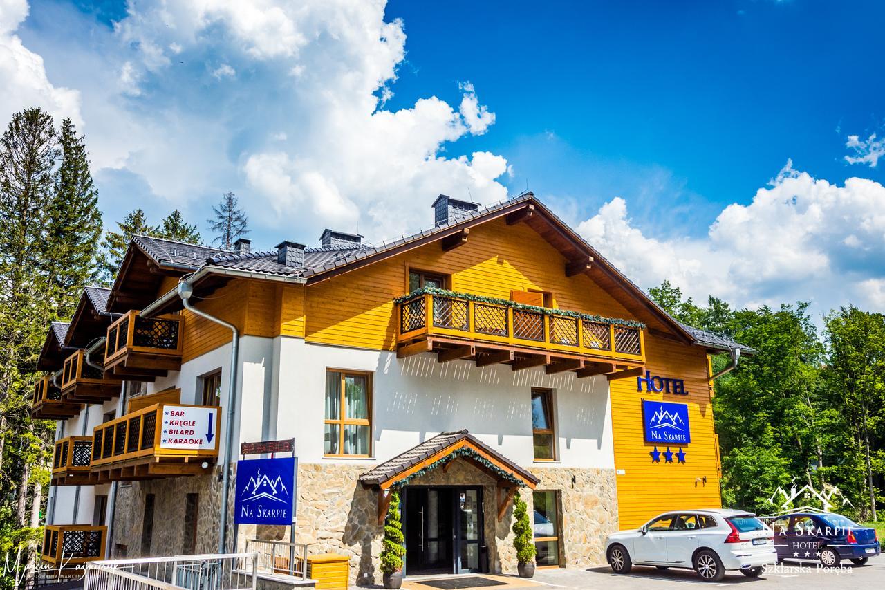 Hotel Na Skarpie シクラルスカ・ポレンバ エクステリア 写真