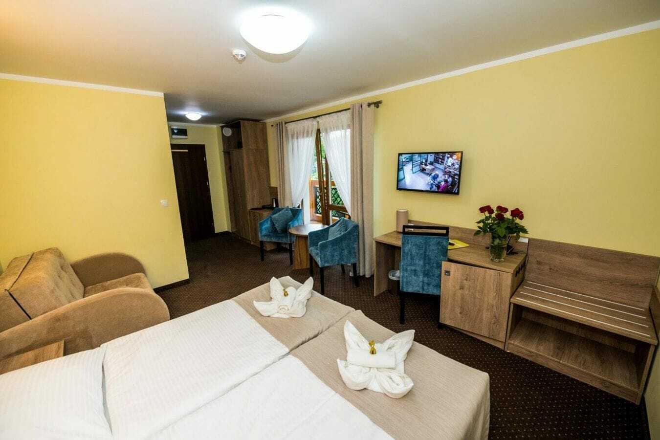 Hotel Na Skarpie シクラルスカ・ポレンバ エクステリア 写真